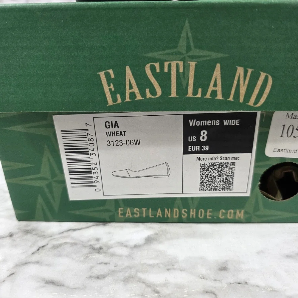 Eastland Womens Gia Size 8W Memory Foam In Wheat Color New In Box
